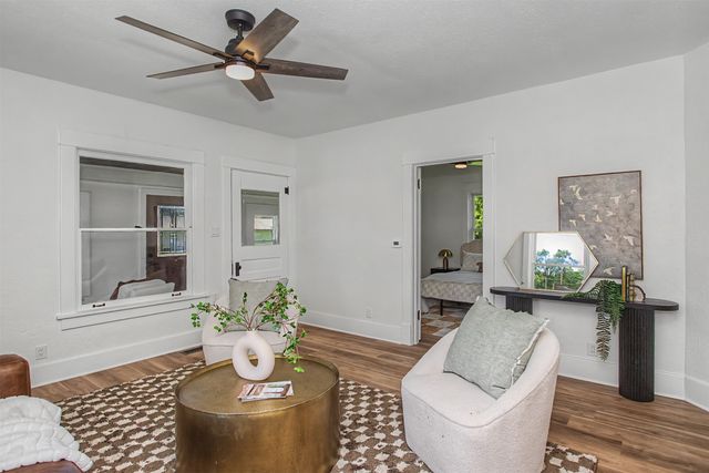 803 W 9th Street, Boone, IA 50036