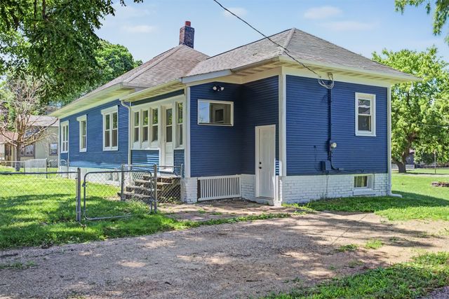803 W 9th Street, Boone, IA 50036