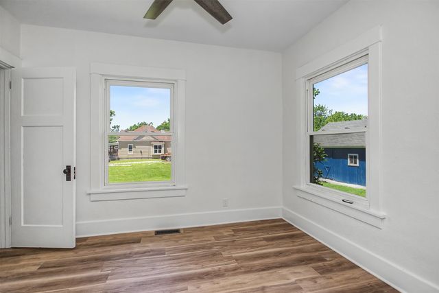 803 W 9th Street, Boone, IA 50036