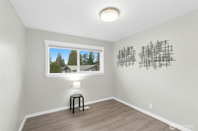 12563 SE 71st Street, Newcastle, WA 98056