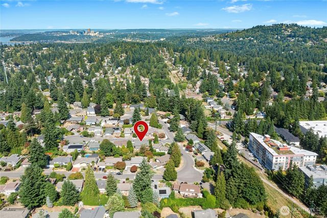 12563 SE 71st Street, Newcastle, WA 98056