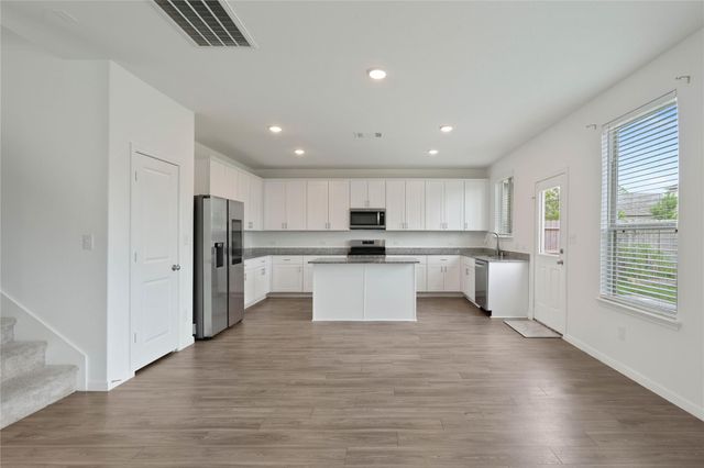 229 Seven Pines Drive, Conroe, TX 77378