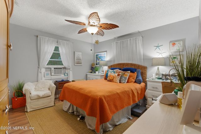 6322 OLD MIDDLEBURG S Road S, Jacksonville, FL 32222