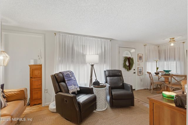 6322 OLD MIDDLEBURG S Road S, Jacksonville, FL 32222