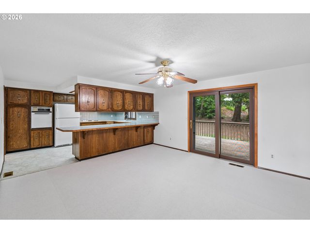 10756 Se 93RD Ct, Happy Valley, OR 97086