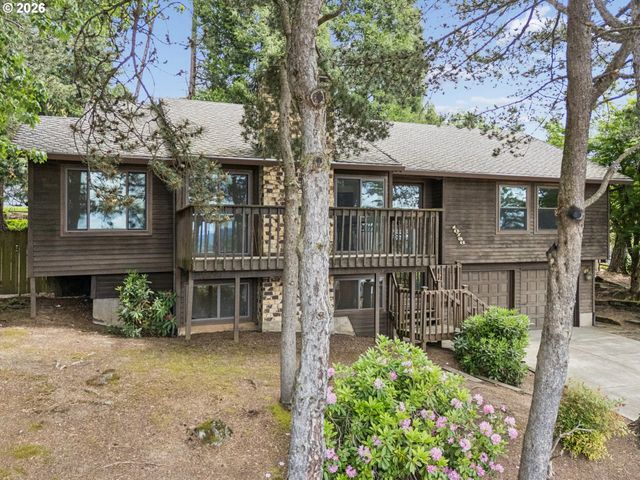 10756 Se 93RD Ct, Happy Valley, OR 97086