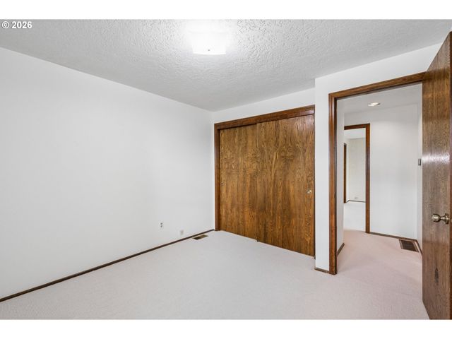10756 Se 93RD Ct, Happy Valley, OR 97086