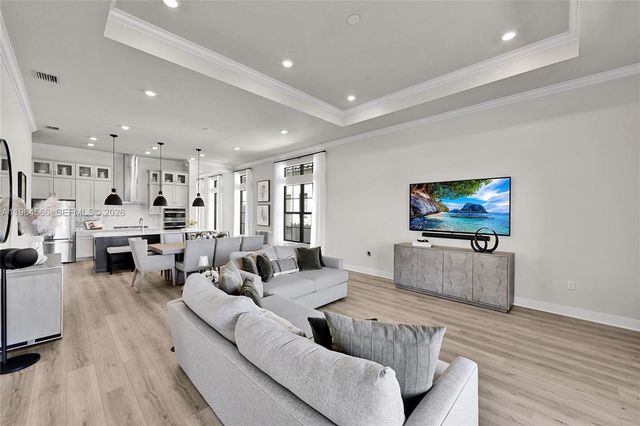 8028 Liberty Way, Parkland, FL 33067