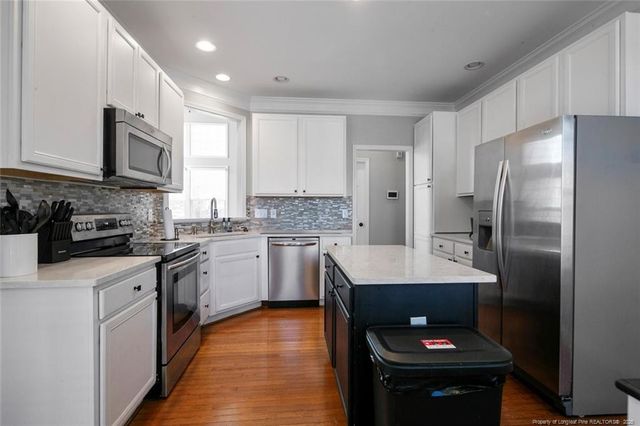 98 Cottswold Lane, Spring Lake, NC 28390