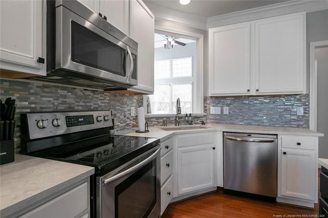 98 Cottswold Lane, Spring Lake, NC 28390