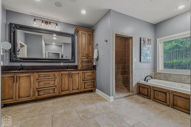 2321 Grand Oaks Cove, Jonesboro, AR 72404