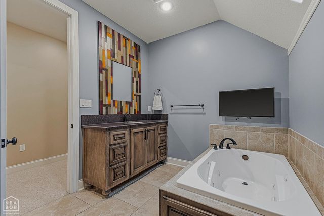 2321 Grand Oaks Cove, Jonesboro, AR 72404