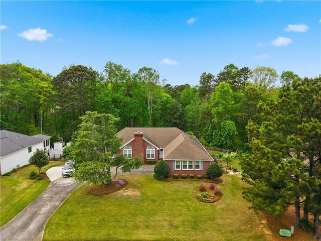 3120 Lakecrest Drive, Dacula, GA 30019