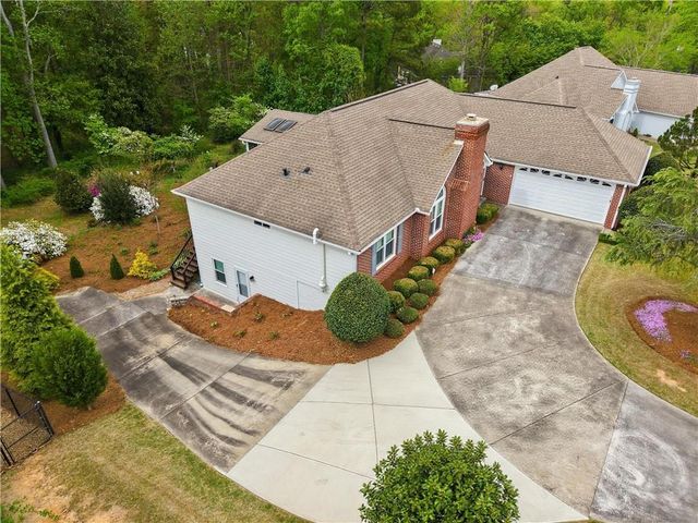 3120 Lakecrest Drive, Dacula, GA 30019