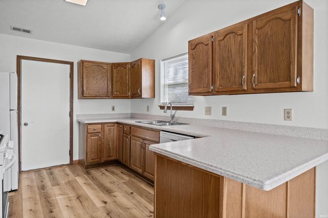 2422 Temple W Court, West Lafayette, IN 47906