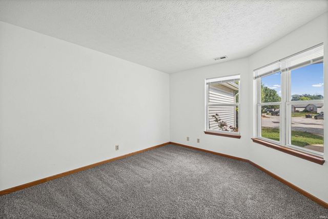 2422 Temple W Court, West Lafayette, IN 47906