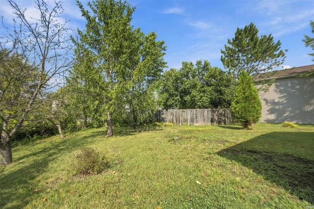 2422 Temple W Court, West Lafayette, IN 47906