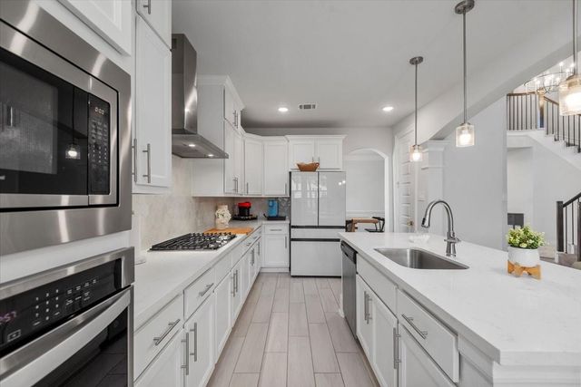 207 Ladner Court, Willis, TX 77318