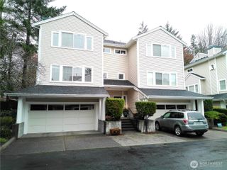 4714 Fairwood Boulevard NE #402, Tacoma, WA 98422