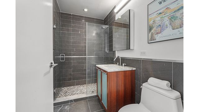 3585 GREYSTONE Avenue # 3E, New York City, NY 10463