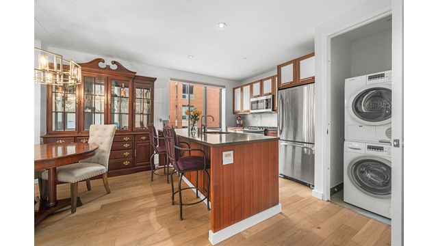 3585 GREYSTONE Avenue # 3E, New York City, NY 10463
