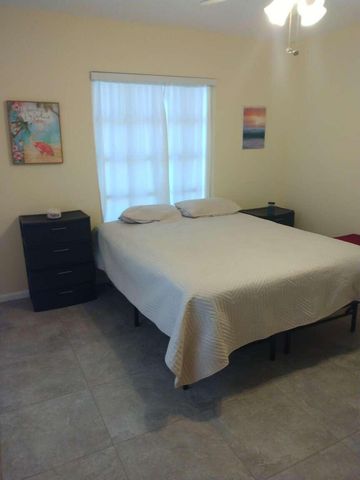 2180 NE 67th Street 721, Fort Lauderdale, FL 33308
