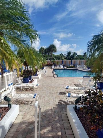 2180 NE 67th Street 721, Fort Lauderdale, FL 33308