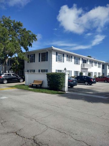 2180 NE 67th Street 721, Fort Lauderdale, FL 33308