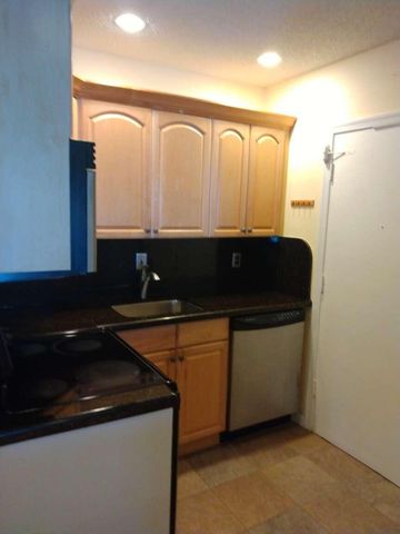 2180 NE 67th Street 721, Fort Lauderdale, FL 33308
