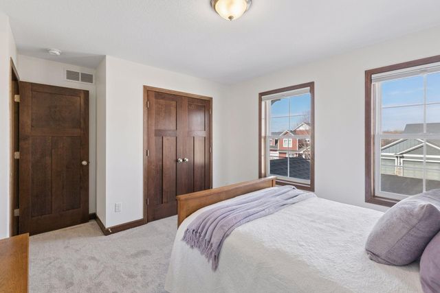 17118 Hollyhock Court, Lakeville, MN 55044