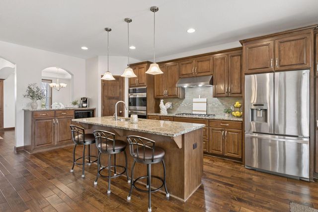 17118 Hollyhock Court, Lakeville, MN 55044