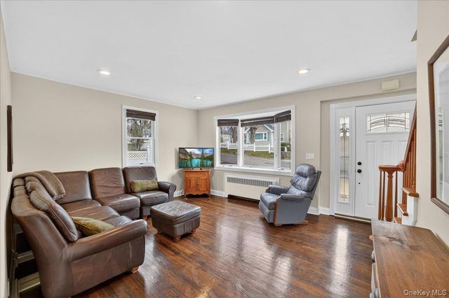 19 N French Avenue, Elmsford, NY 10523