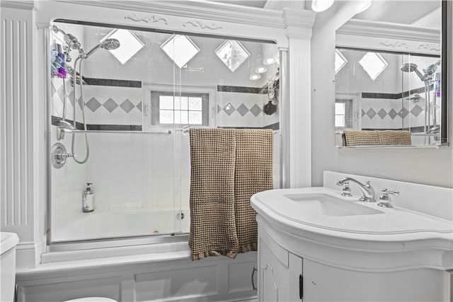 314 Columbus Avenue, Pawtucket, RI 02861