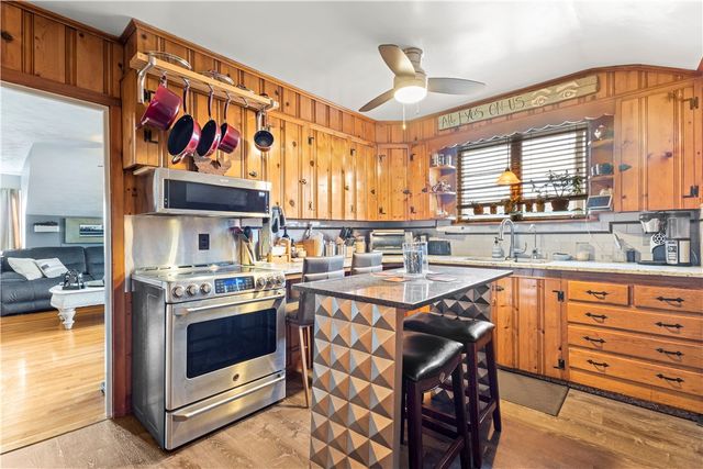 314 Columbus Avenue, Pawtucket, RI 02861