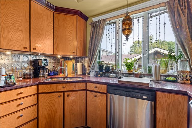 314 Columbus Avenue, Pawtucket, RI 02861