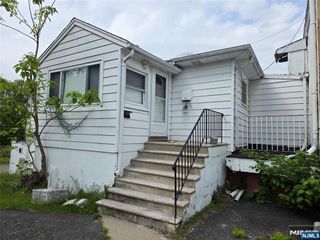 124 Main Street back, Lodi, NJ 07644