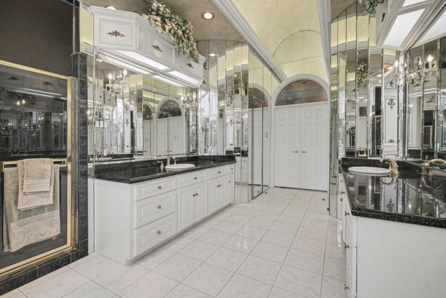 2907 Cedar Woods Place, Houston, TX 77068