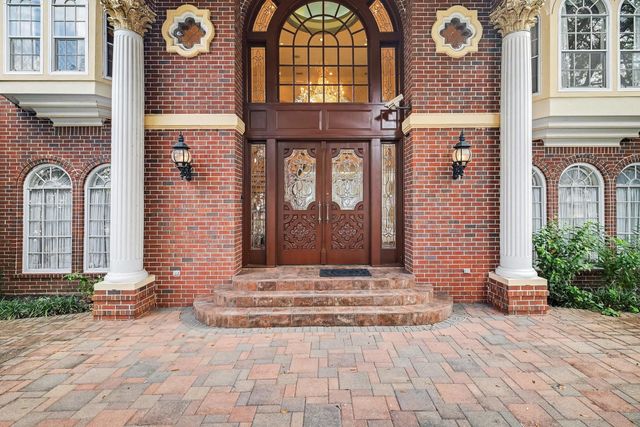 2907 Cedar Woods Place, Houston, TX 77068