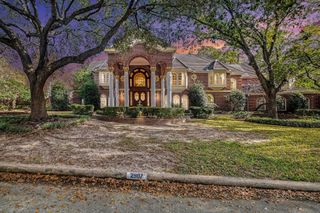 2907 Cedar Woods Place, Houston, TX 77068