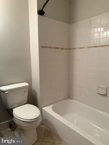 1214 U ST SE, Washington, DC 20020