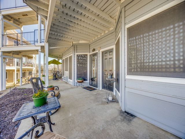 2164 Tanglewood Boulevard A105, Pottsboro, TX 75076