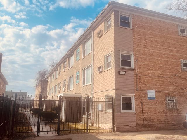 8917 S Cottage Grove Avenue 2E, Chicago, IL 60619