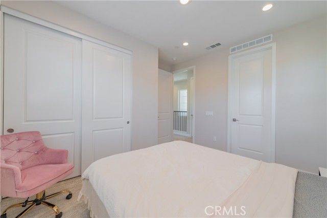 111 Fremont, Lake Forest (el Toro), CA 92630