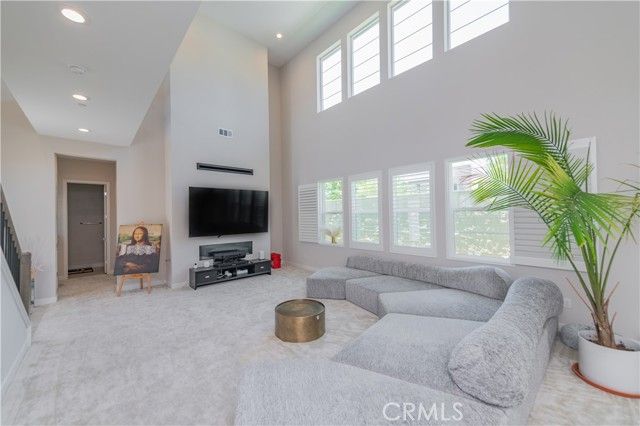 111 Fremont, Lake Forest (el Toro), CA 92630