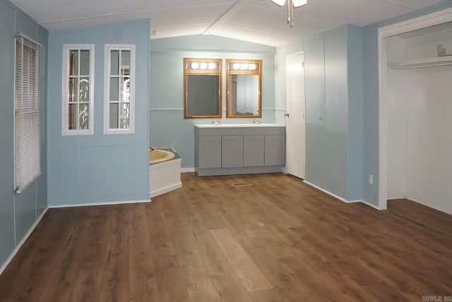 1 Jessilea Road, Conway, AR 72034