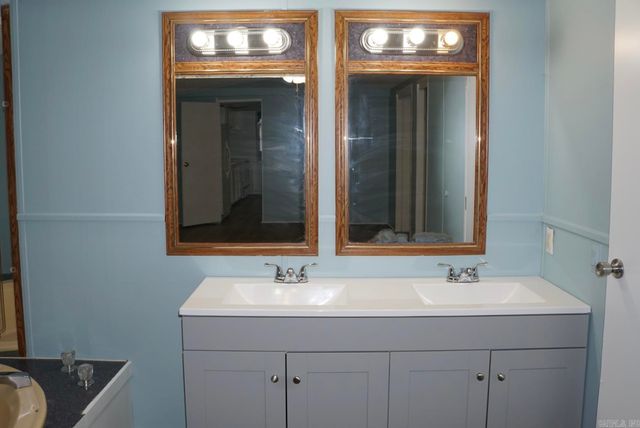 1 Jessilea Road, Conway, AR 72034