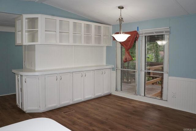 1 Jessilea Road, Conway, AR 72034