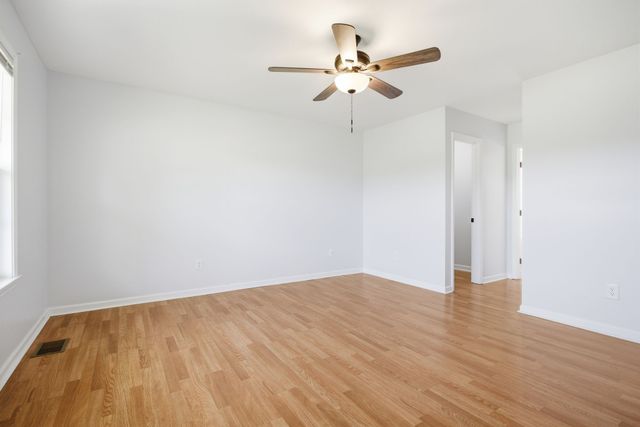 1167 John Sharp Rd, Columbia, TN 38401