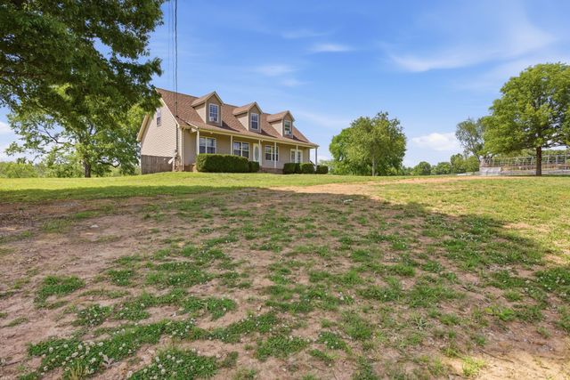 1167 John Sharp Rd, Columbia, TN 38401