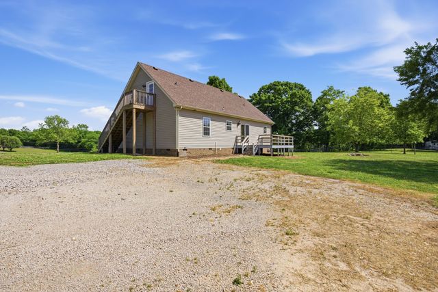 1167 John Sharp Rd, Columbia, TN 38401
